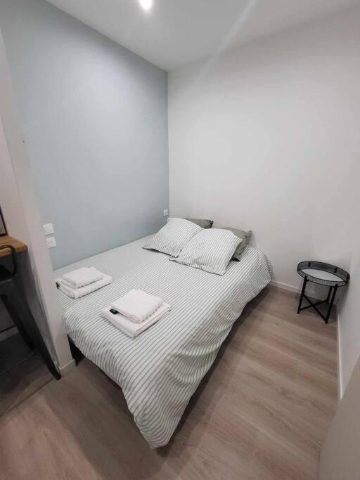 Appartement Canada 1 Valenciennes Buitenkant foto